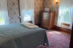 128 Silver St, Greenfield, MA 01301 - Photo 23