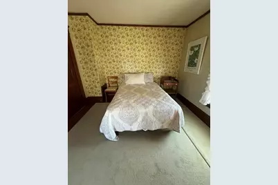 128 Silver St, Greenfield, MA 01301 - Photo 27