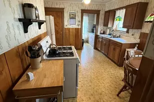128 Silver St, Greenfield, MA 01301 - Photo 19