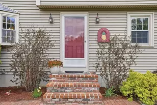 10 Amy Ln, Plymouth, MA 02360 - Photo 3
