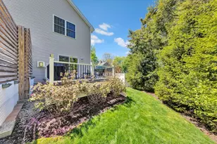122 Milton St, Dedham, MA 02026 - Photo 23
