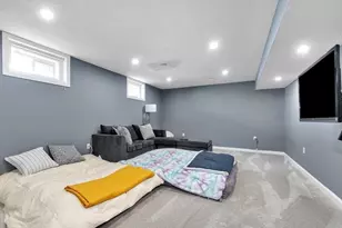 122 Milton St, Dedham, MA 02026 - Photo 13