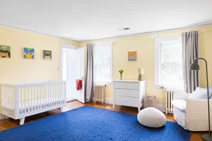 401 Heath St, Brookline, MA 02467 - Photo 15