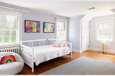 401 Heath Street, Brookline, MA 02467 - Photo 17