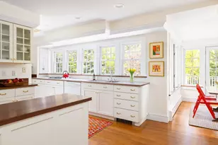 401 Heath St, Brookline, MA 02467 - Photo 11