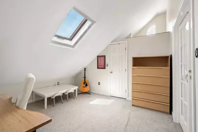 314 W 4th St #3, Boston, MA 02127 - Photo 17