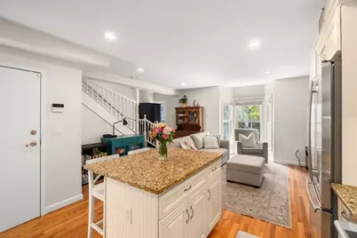 314 W 4th St #3, Boston, MA 02127 - Photo 3