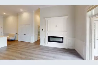 320 Middlesex Ave. #C404, Medford, MA 02155 - Photo 3