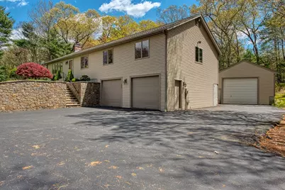 1044 Plymouth Street, East Bridgewater, MA 02333 - Photo 5