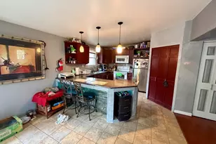 827-831 Armory St, Springfield, MA 01107 - Photo 5