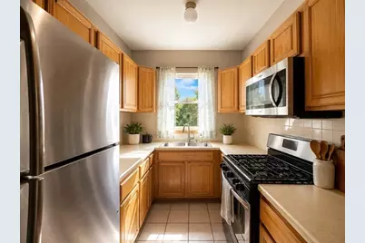 544-546 Plymouth Ave, Fall River, MA 02721 - Photo 17