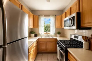 544 Plymouth Ave, Fall River, MA 02721 - Photo 17