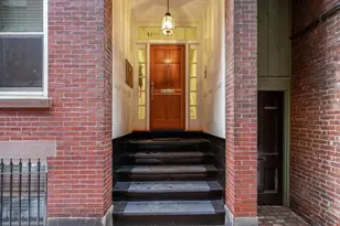 1 Goodwin Pl, Boston, MA 02114 - Photo 15