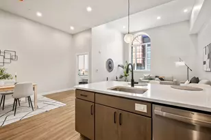 22 Elm St, Worcester, MA 01608 - Photo 7
