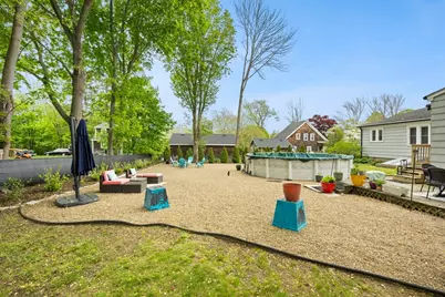 194 Grove Ave, Somerset, MA 02726 - Photo 5