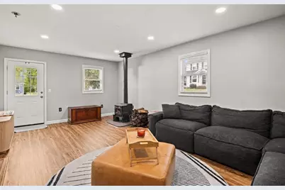 194 Grove Ave, Somerset, MA 02726 - Photo 39