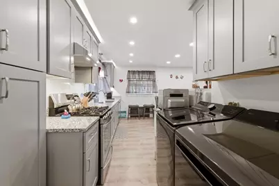 130 Summer St, Somerville, MA 02143 - Photo 7