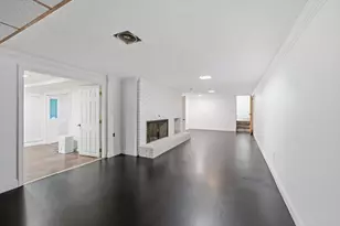1310 Mammoth Rd, Dracut, MA 01826 - Photo 33