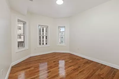 18 Baird St. #2, Boston, MA 02124 - Photo 9