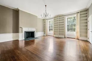 13 Chestnut St, Boston, MA 02108 - Photo 21