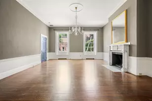 13 Chestnut St, Boston, MA 02108 - Photo 9