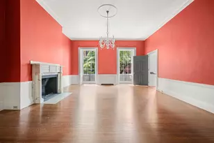 13 Chestnut St, Boston, MA 02108 - Photo 5