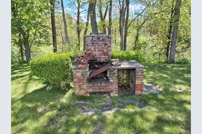 19 Clinton St, Ware, MA 01082 - Photo 33
