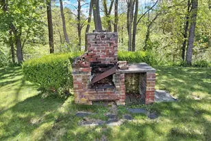 19 Clinton St, Ware, MA 01082 - Photo 33