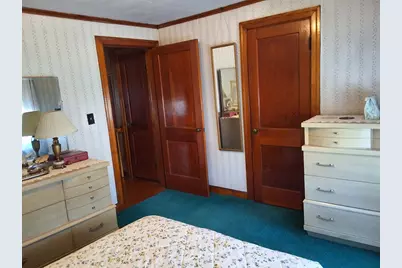 19 Clinton St, Ware, MA 01082 - Photo 27