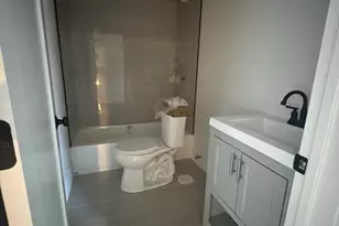 10 Hunting St, Cambridge, MA 02141 - Photo 7