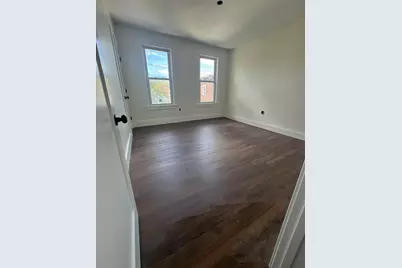 10 Hunting St #1, Cambridge, MA 02141 - Photo 3