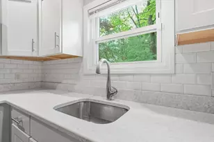 79 Leamington Rd, Boston, MA 02135 - Photo 9