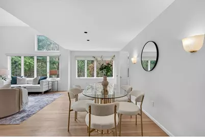 8 Heathwood Ln #8, Brookline, MA 02467 - Photo 7