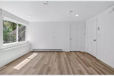 8 Heathwood Ln #8, Brookline, MA 02467 - Photo 27