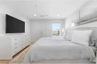 469 E 4th St #2, Boston, MA 02127 - Photo 25