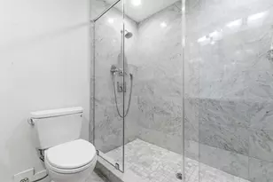 469 E 4th St, Boston, MA 02127 - Photo 29