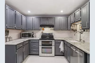93 Quail Run #93, Tewksbury, MA 01876 - Photo 3