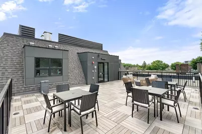 136 Babcock St #215, Brookline, MA 02446 - Photo 5