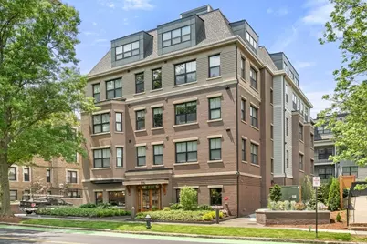 136 Babcock St #215, Brookline, MA 02446 - Photo 9