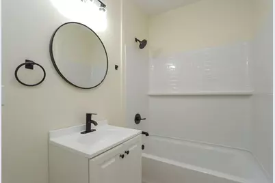 109-111 Brown Ave, Holyoke, MA 01040 - Photo 21