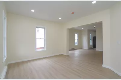 109-111 Brown Ave, Holyoke, MA 01040 - Photo 11