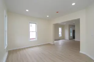 109-111 Brown Ave, Holyoke, MA 01040 - Photo 11