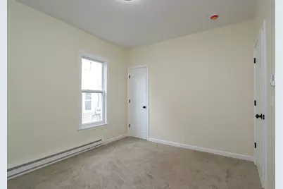 109-111 Brown Ave, Holyoke, MA 01040 - Photo 13