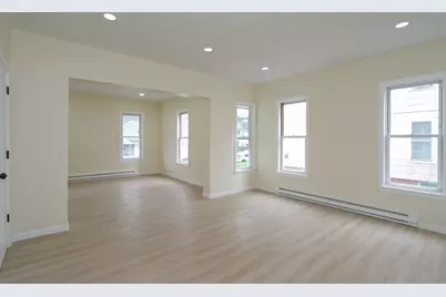 109-111 Brown Ave, Holyoke, MA 01040 - Photo 7