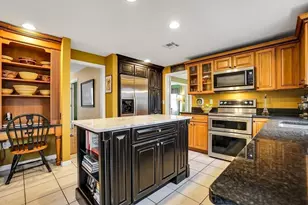 23 Fredric Ln, Mansfield, MA 02048 - Photo 13