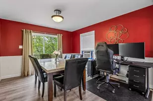 9 Romoli Ave, Attleboro, MA 02703 - Photo 9