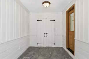 107 Viscount Rd, Longmeadow, MA 01106 - Photo 17
