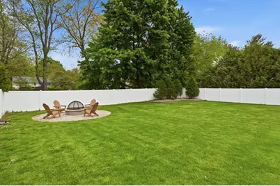 107 Viscount Rd, Longmeadow, MA 01106 - Photo 39