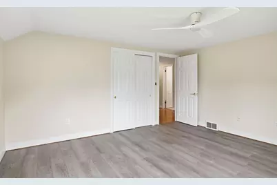 107 Viscount Rd, Longmeadow, MA 01106 - Photo 21