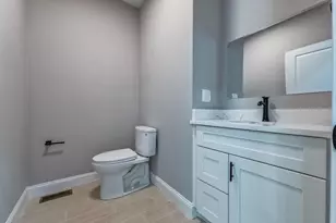 362 High St, Fall River, MA 02720 - Photo 13